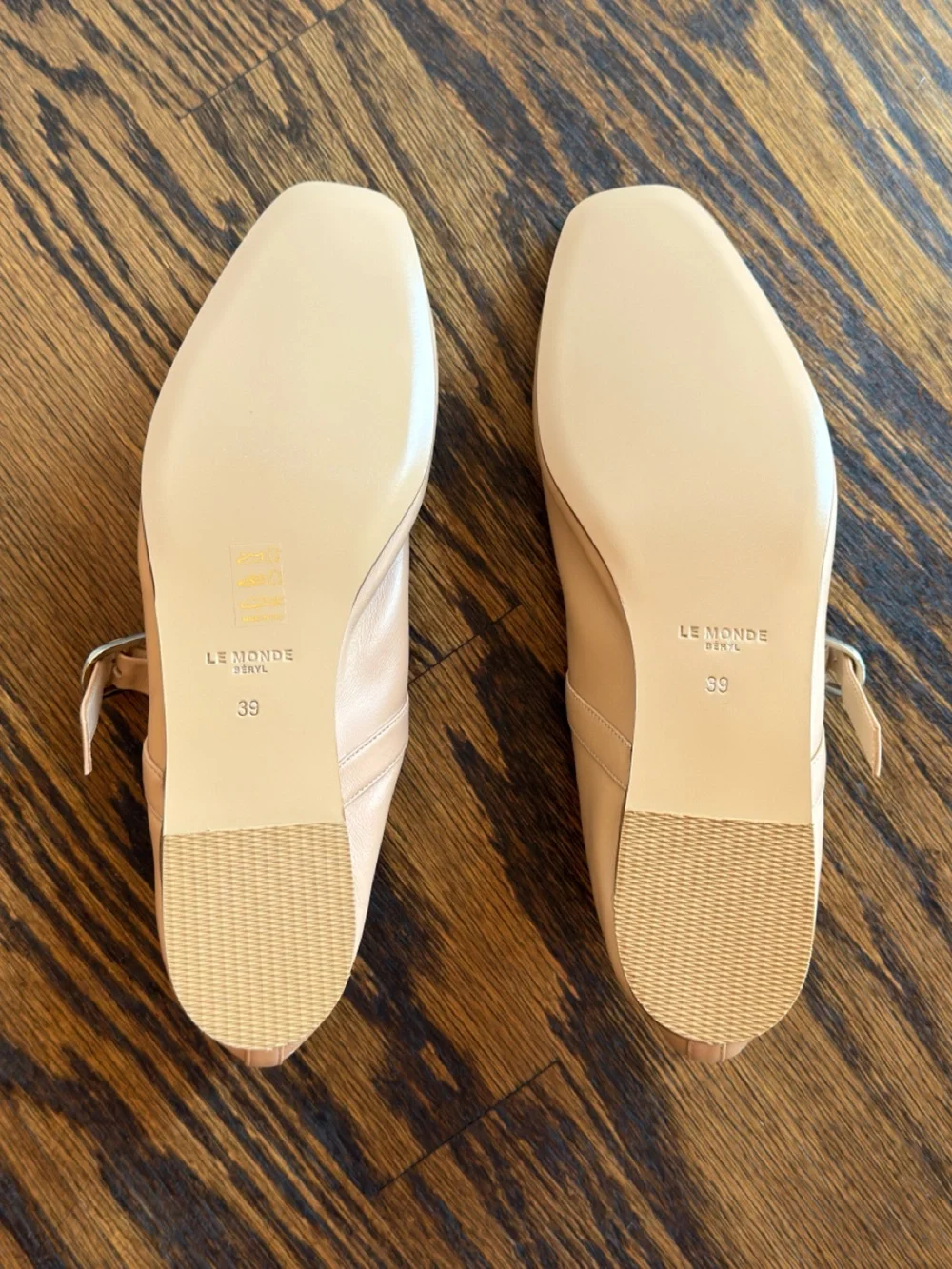 Le Monde Beryl brand le